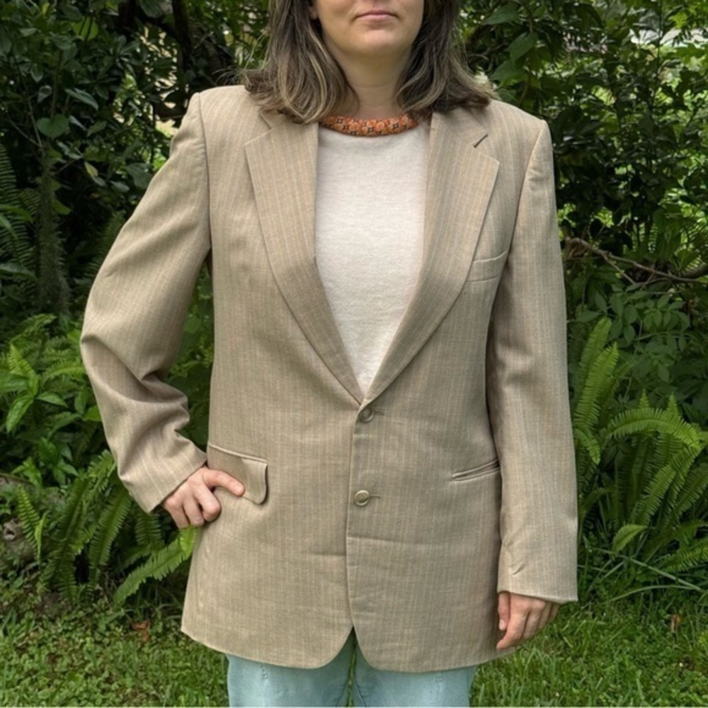 Vintage light tan Yves Saint Laurent men’s blazer